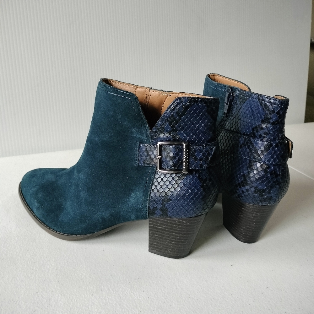 Vionic Naomi Blue Suede Faux Snake Print 9W Ankle Boot Booties Office Comfort